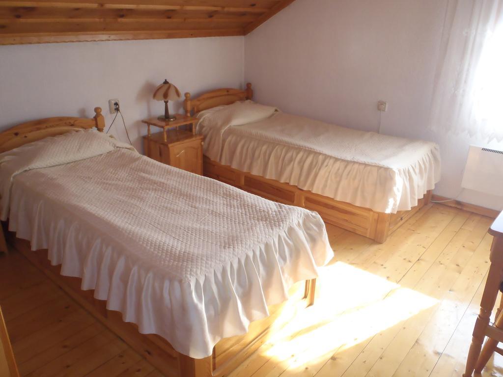 Guest House Chepelare Exterior photo